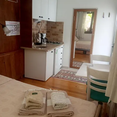 Hakimemilas Holiday home